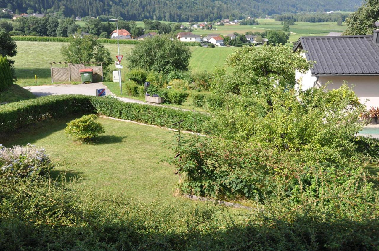 Landhaus Pepo Feldkirchen in Kärnten Exterior foto